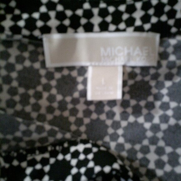 1/2 Gold Logo Zip Long Sleeve Print Blouse - Picture 4 of 4